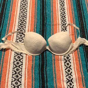 Victoria’s Secret Biofit Demi Uplift Bra